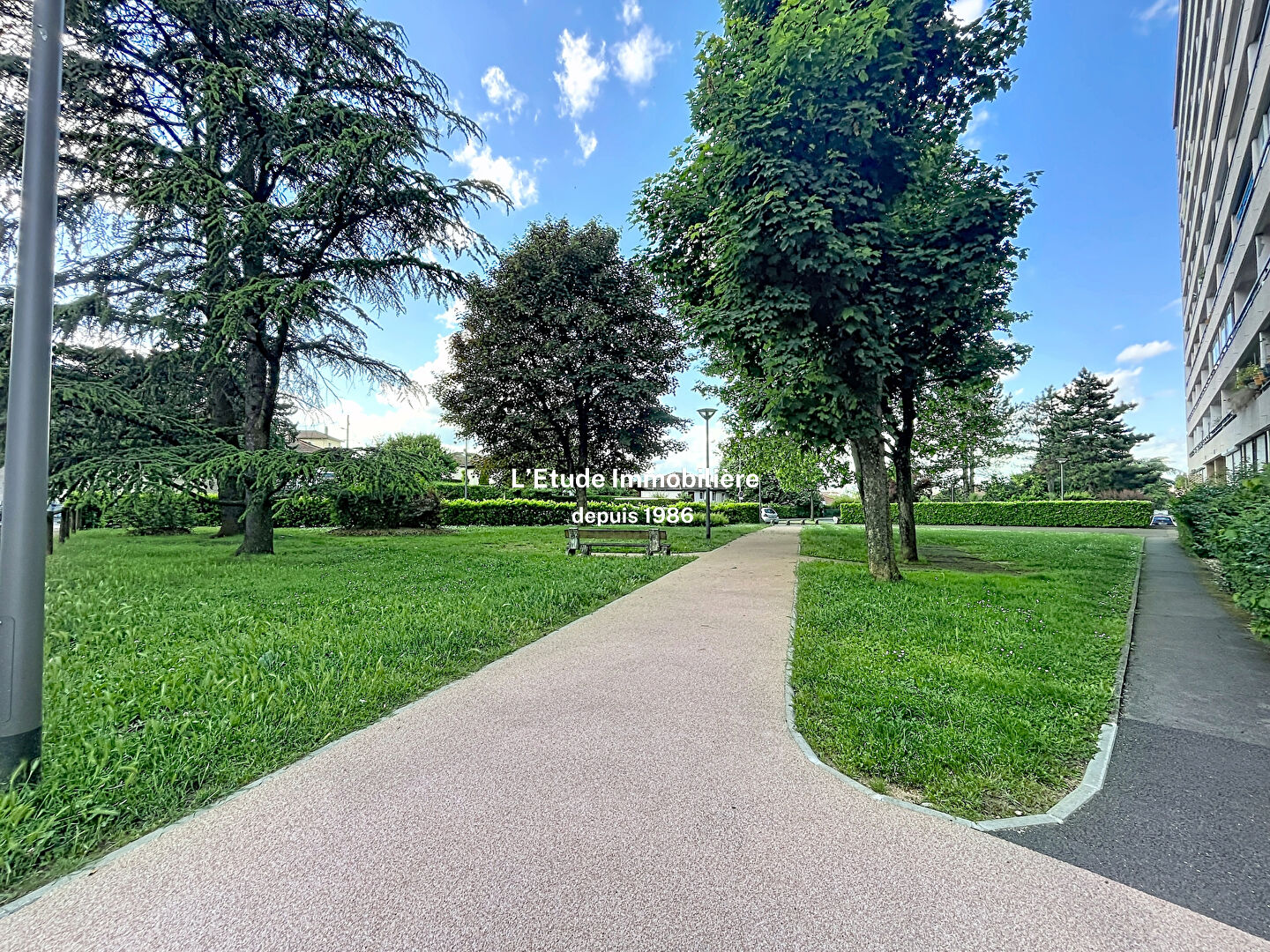 Agence immobilière de ETUDE IMMOBILIERE ET FONCIERE - EIF