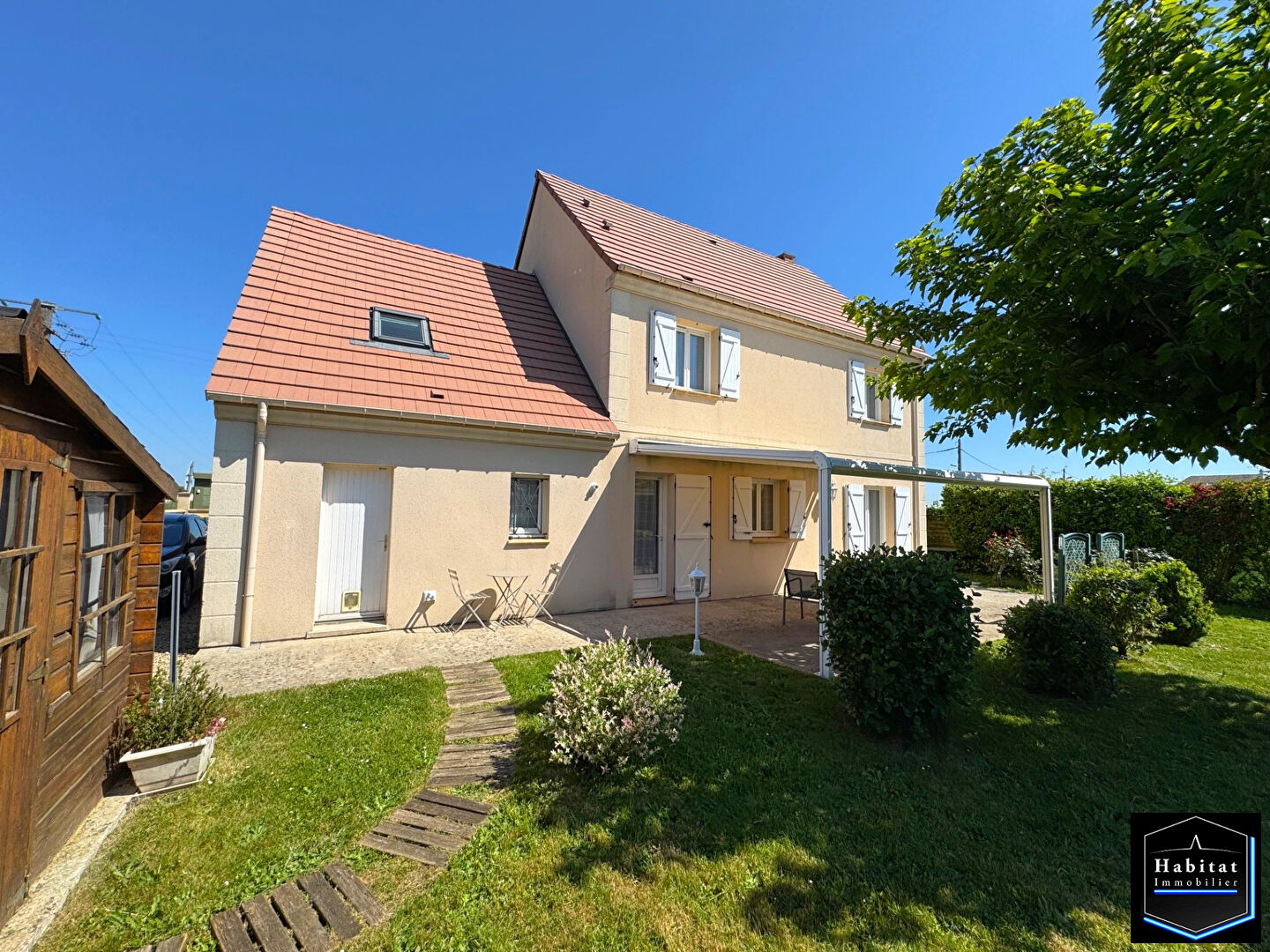 Agence immobilière de 
 HABITAT IMMOBILIER - HABITAT IMMOBILIER NANTEUIL 
