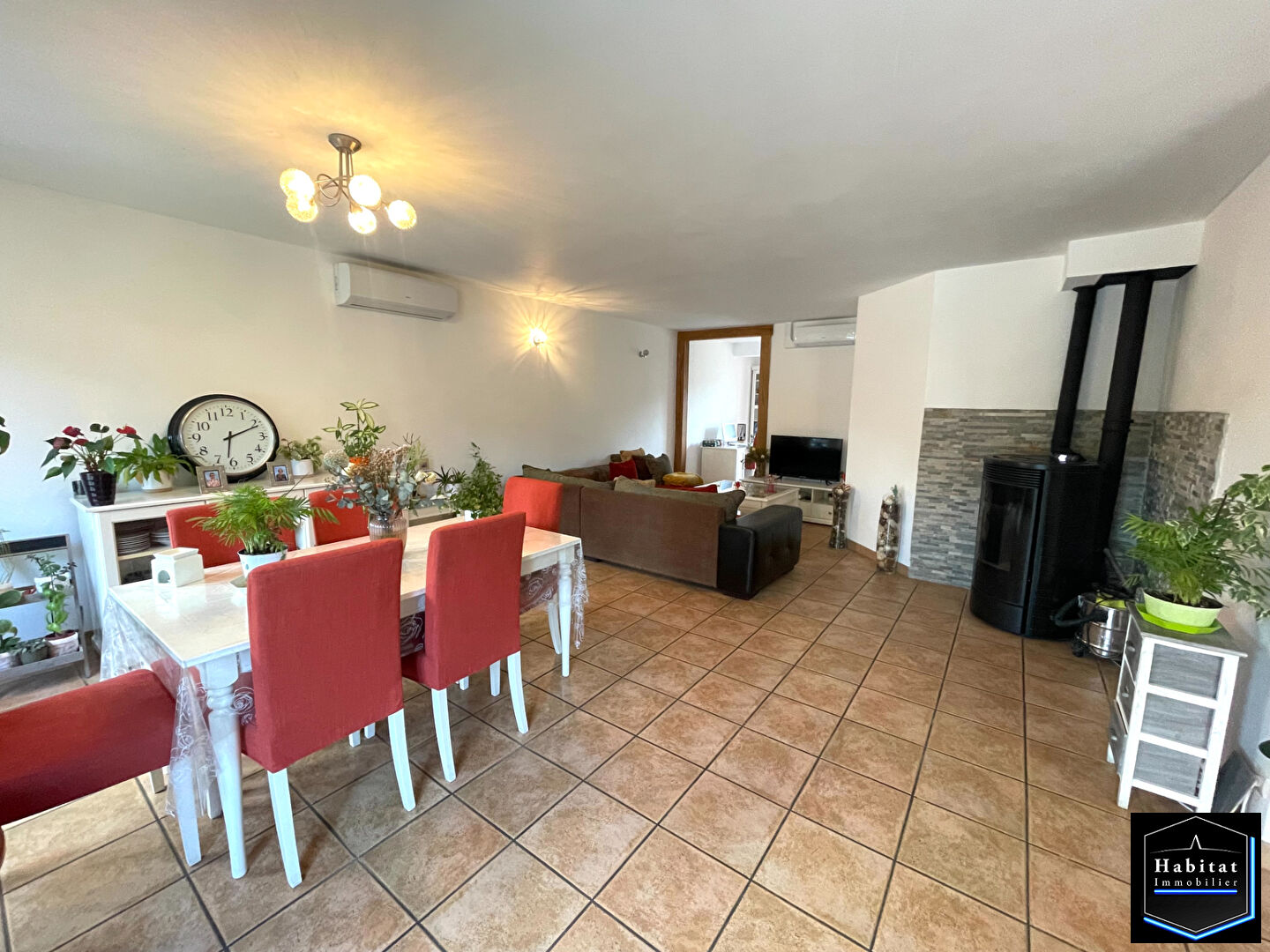 Agence immobilière de 
 HABITAT IMMOBILIER - HABITAT IMMOBILIER OTHIS 
