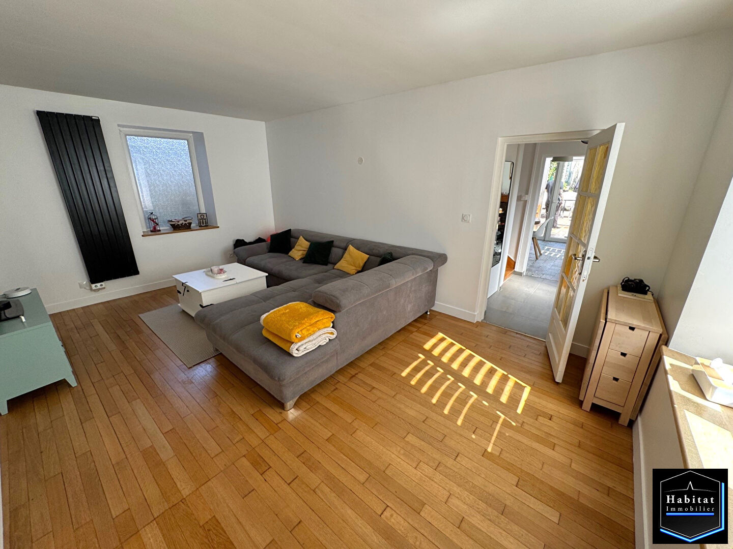 Agence immobilière de 
 HABITAT IMMOBILIER - HABITAT IMMOBILIER NANTEUIL 
