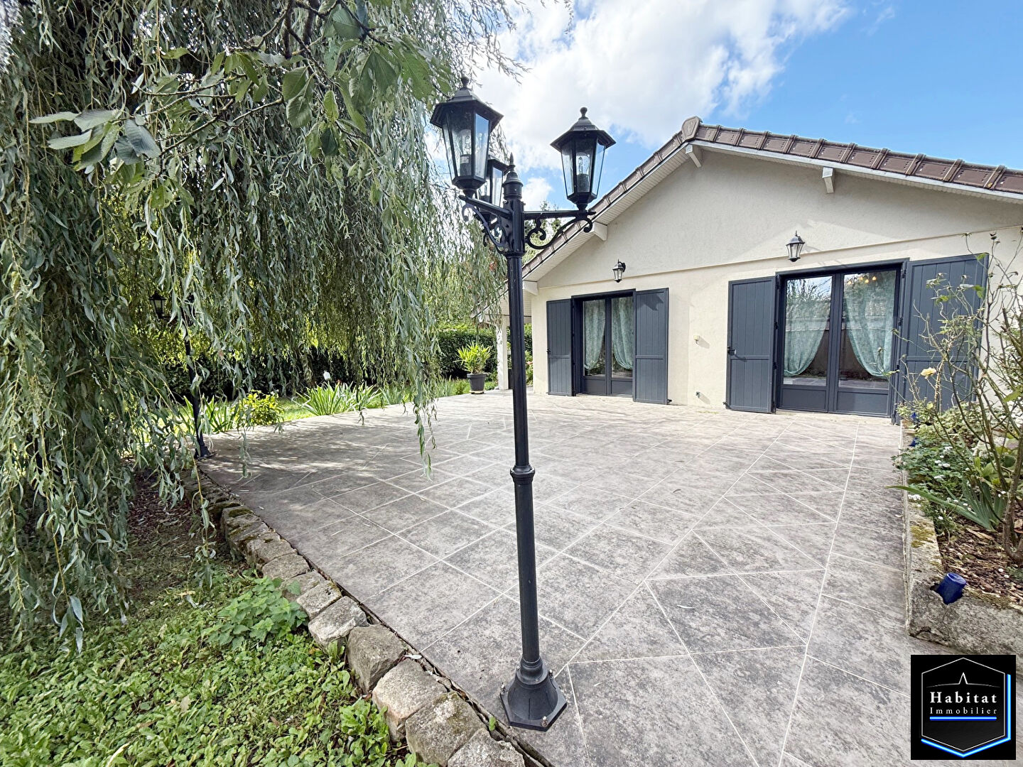 Agence immobilière de 
 HABITAT IMMOBILIER - HABITAT IMMOBILIER OTHIS 
