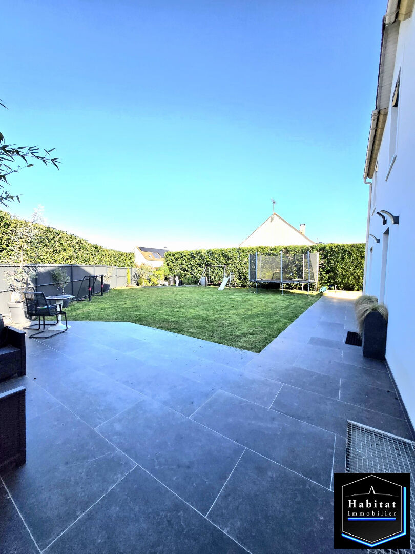 Photo Maison BETZ 7 pièces 180M² avec sous sol total aménagé en T2 image 2/6