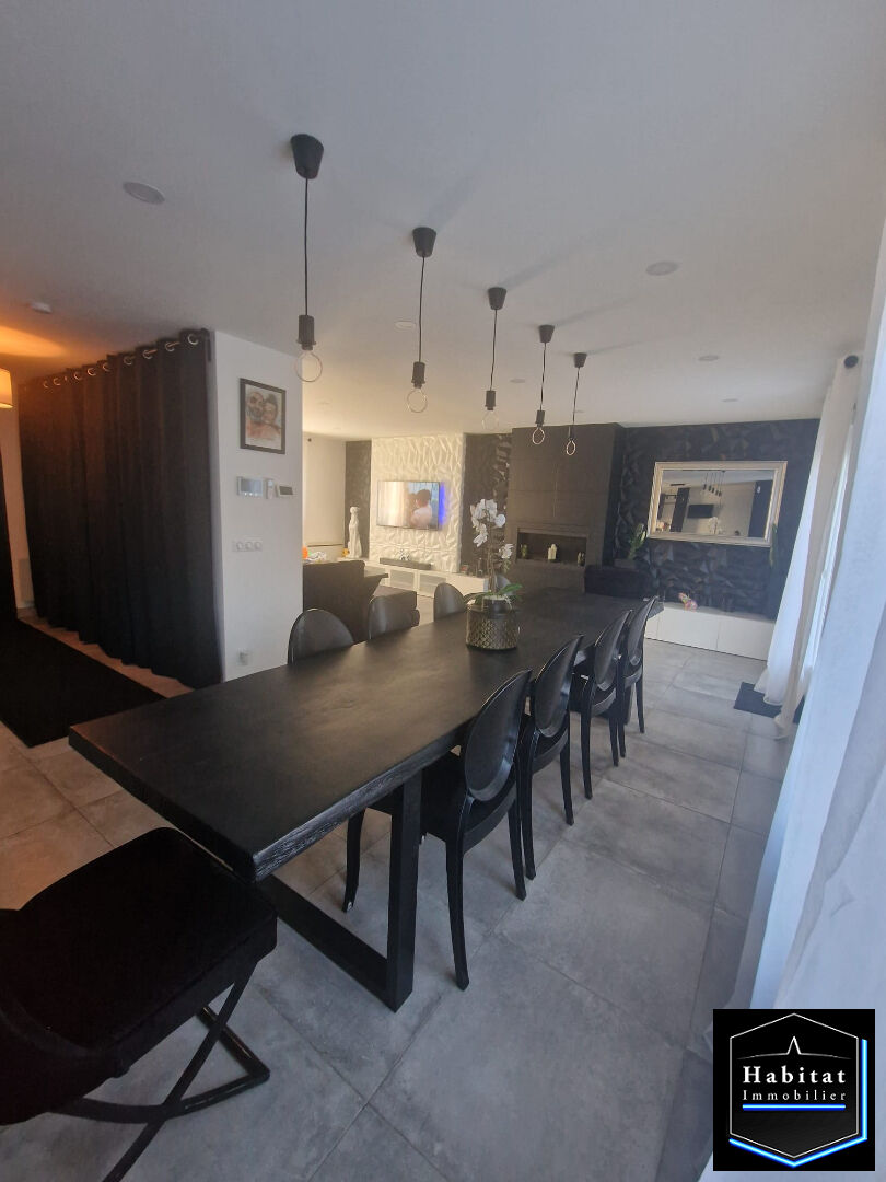 Photo Maison BETZ 7 pièces 180M² avec sous sol total aménagé en T2 image 5/6