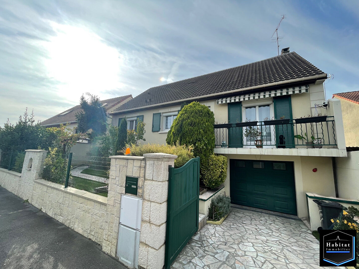Agence immobilière de 
 HABITAT IMMOBILIER - HABITAT IMMOBILIER OTHIS 
