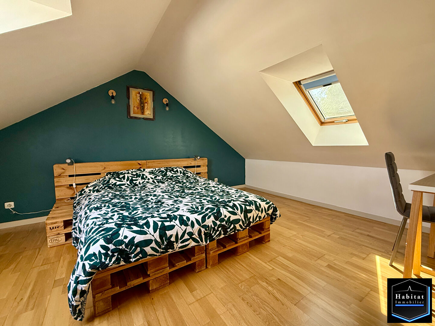 Photo Charmante maison familiale de 127 m2 -7 pièces image 5/6