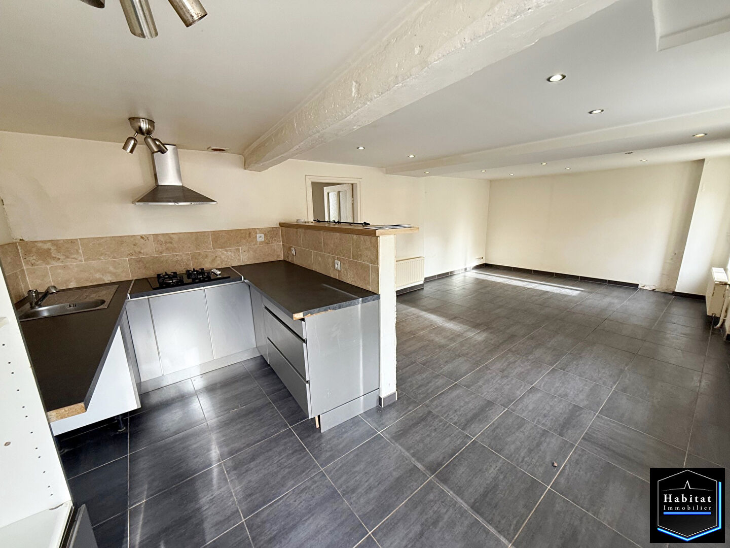 Maison 6 pièce(s) 109 m2 Jardin