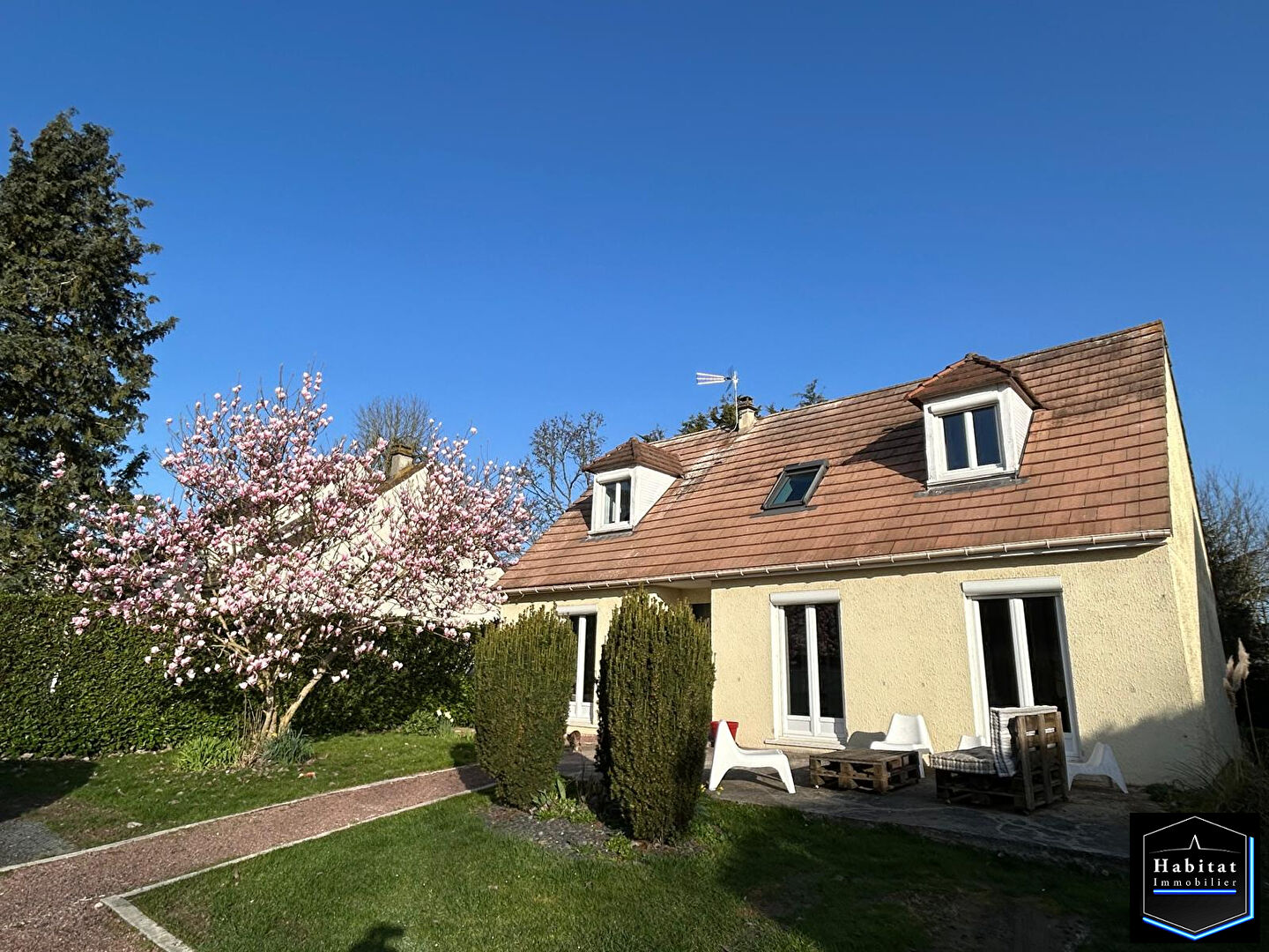 Agence immobilière de 
 HABITAT IMMOBILIER - HABITAT IMMOBILIER PLESSIS 
