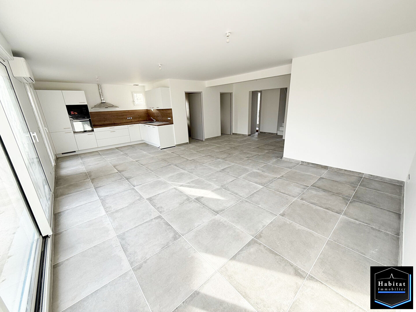 Agence immobilière de 
 HABITAT IMMOBILIER - HABITAT IMMOBILIER OTHIS 
