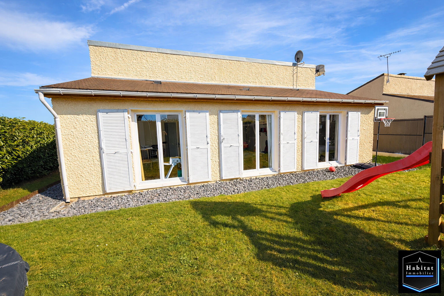 Agence immobilière de 
 HABITAT IMMOBILIER - HABITAT IMMOBILIER OTHIS 
