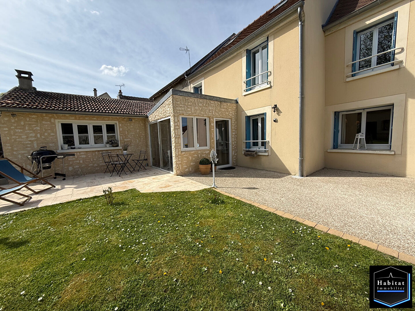 Agence immobilière de 
 HABITAT IMMOBILIER - HABITAT IMMOBILIER OTHIS 
