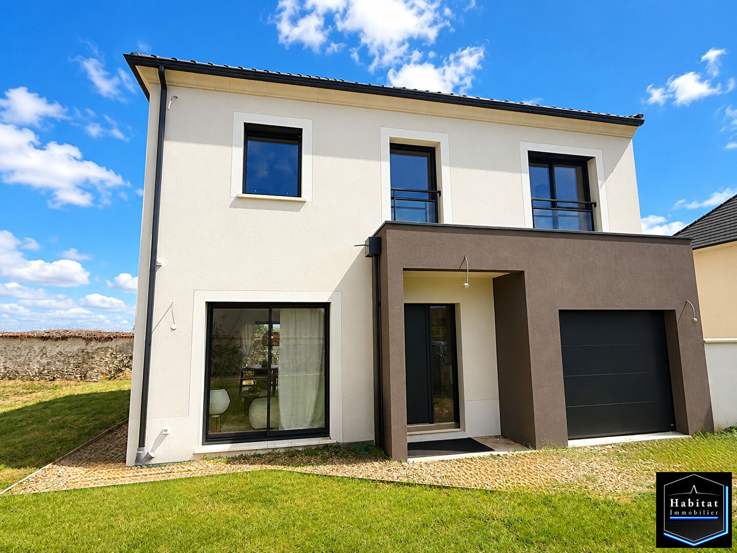 Agence immobilière de 
 HABITAT IMMOBILIER - HABITAT IMMOBILIER OTHIS 
