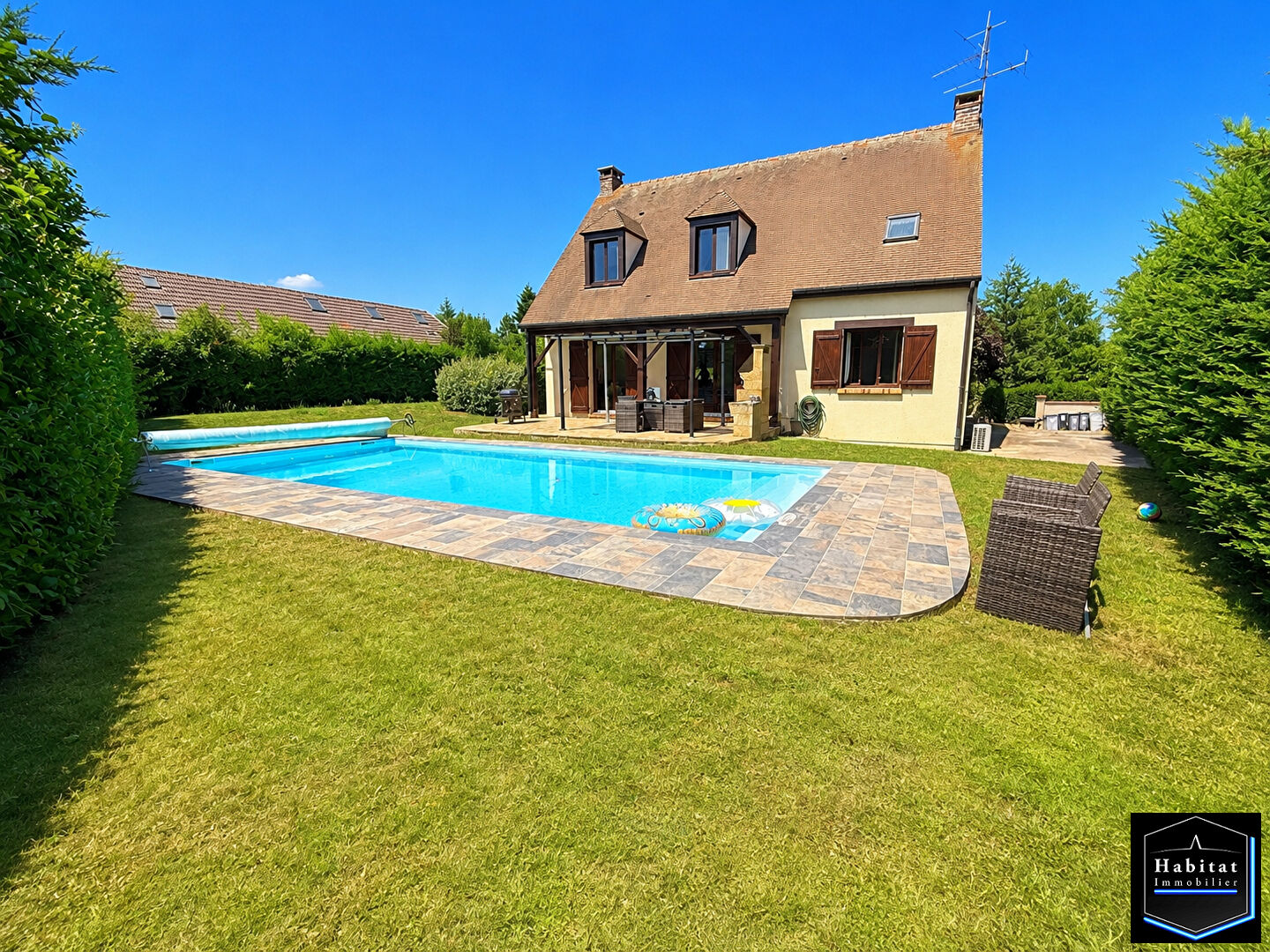 Agence immobilière de 
 HABITAT IMMOBILIER - HABITAT IMMOBILIER OTHIS 
