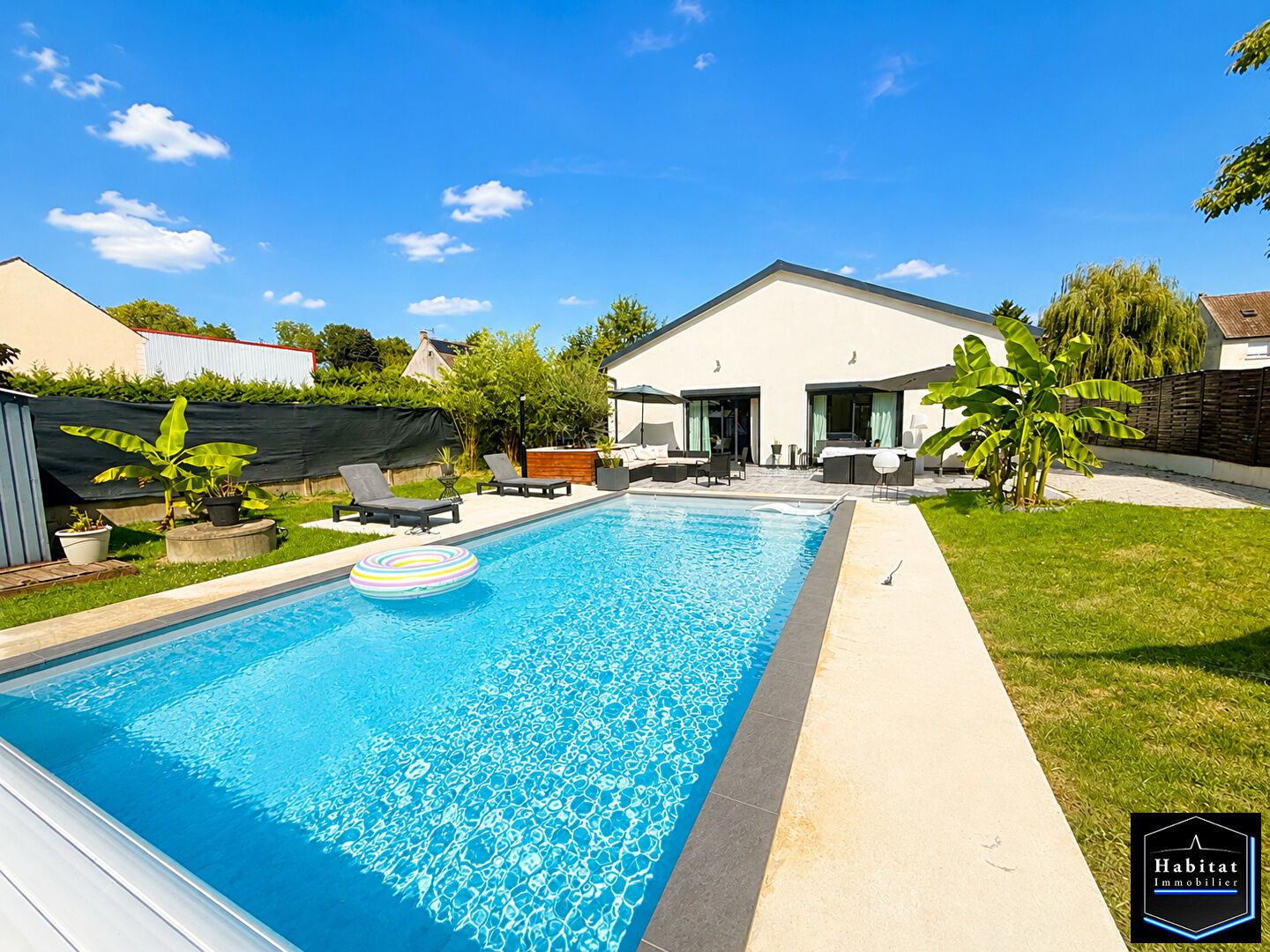 Agence immobilière de 
 HABITAT IMMOBILIER - HABITAT IMMOBILIER OTHIS 
