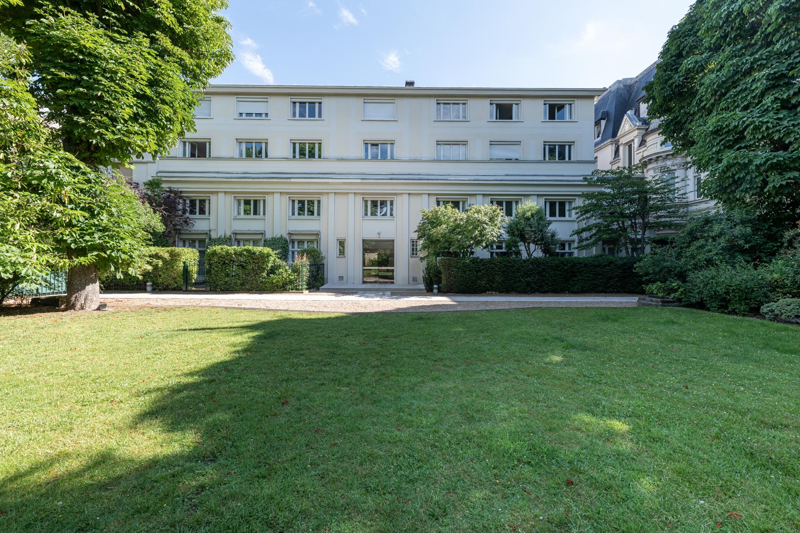 39 Boulevard Du Chateau Neuilly Sur Seine