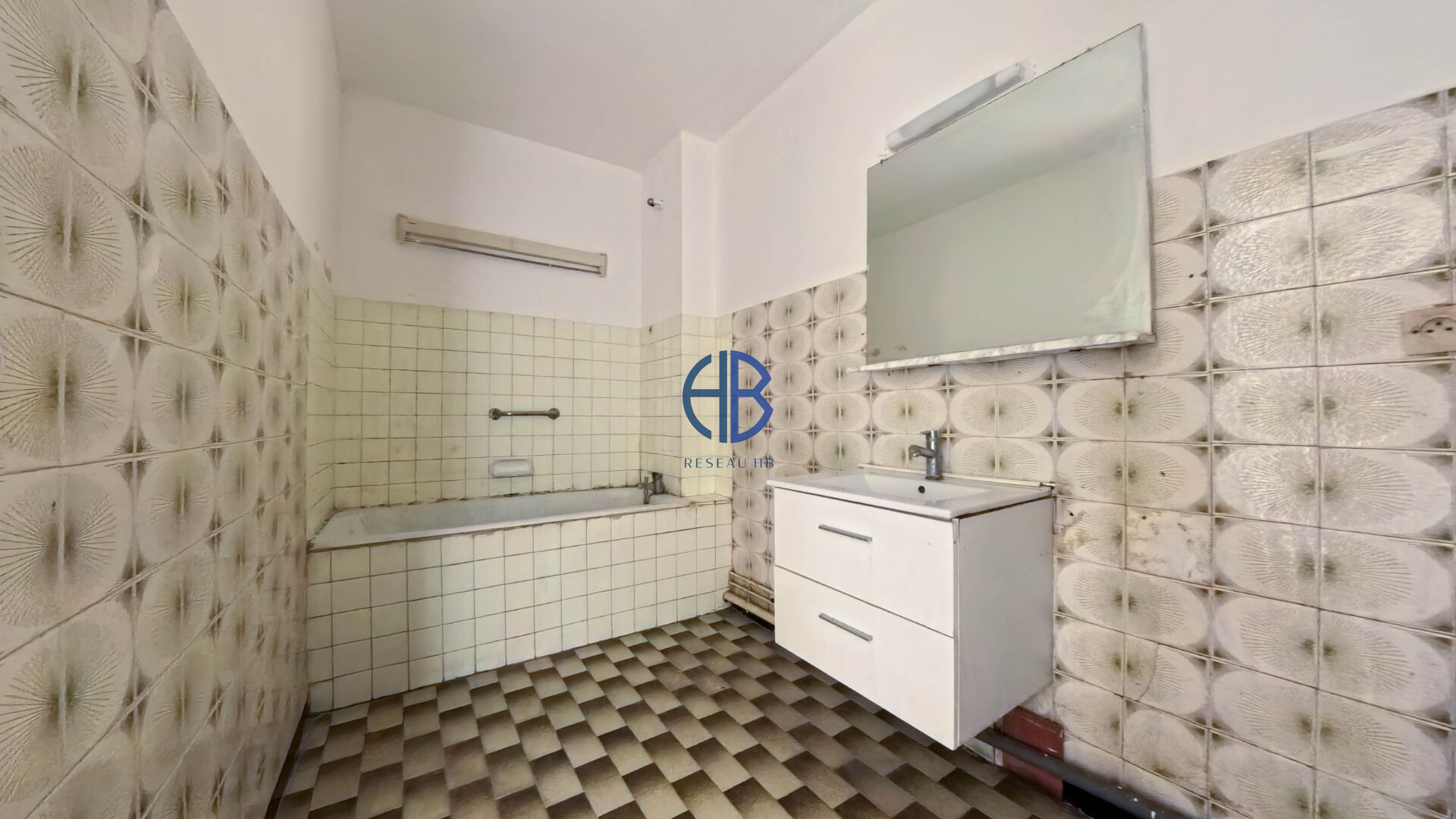 Photo Saint-Denis 3 pièces 61 m² avec balcon, loggia, box et parking image 5/6