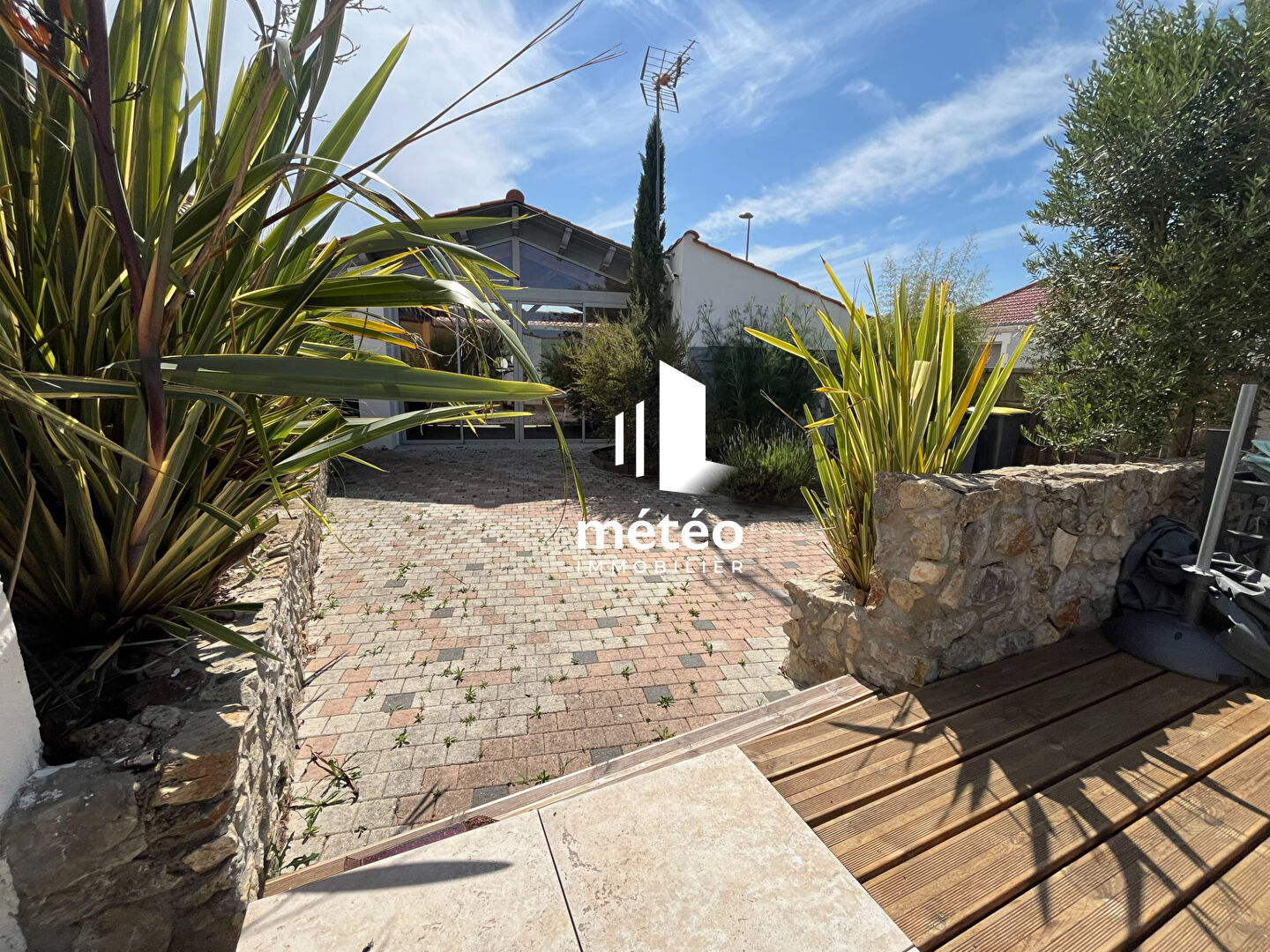 Agence immobilière de METEO IMMOBILIER LES SABLES