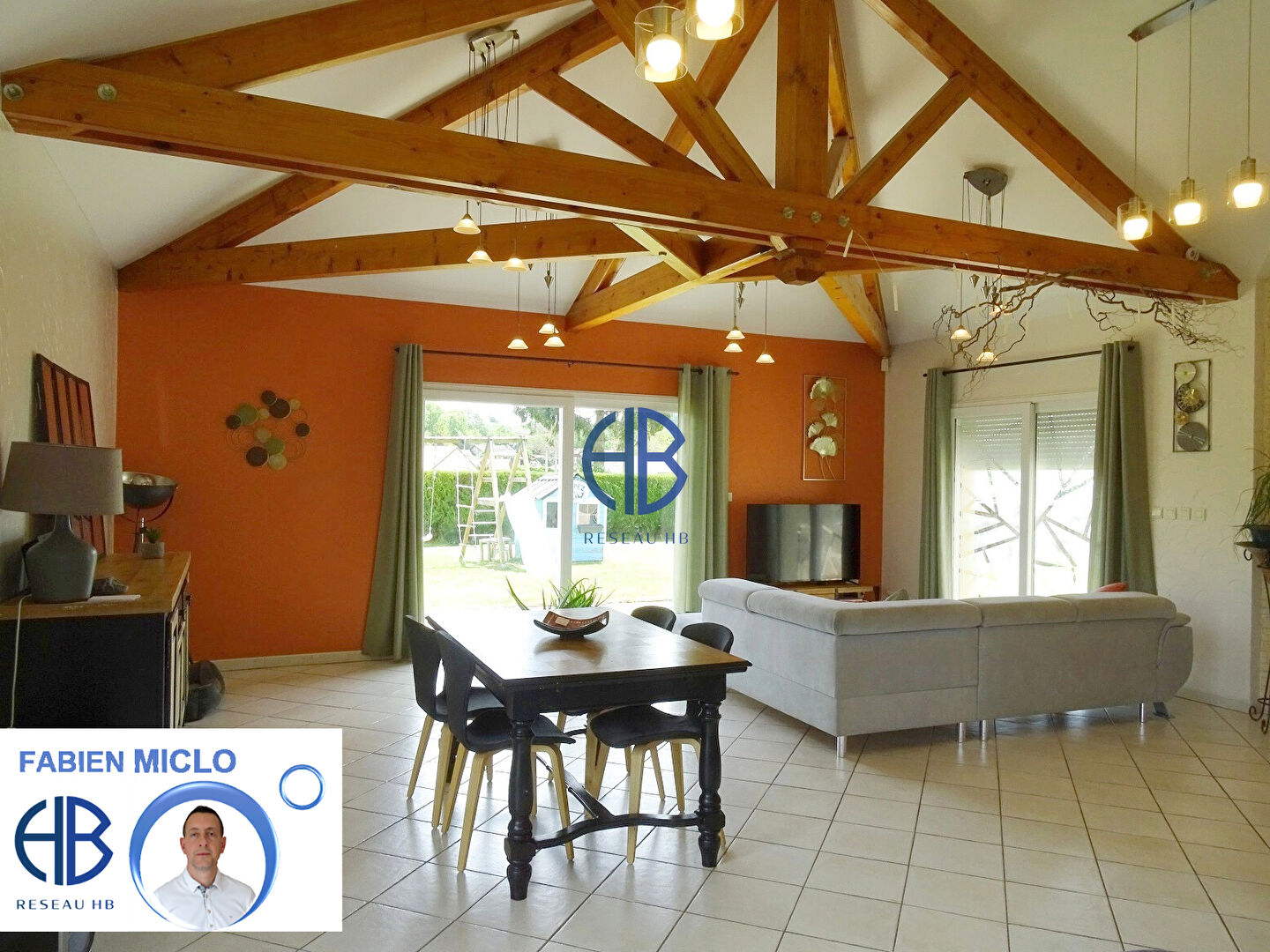 Maison Doissin 5 pièce(s) 151 m2