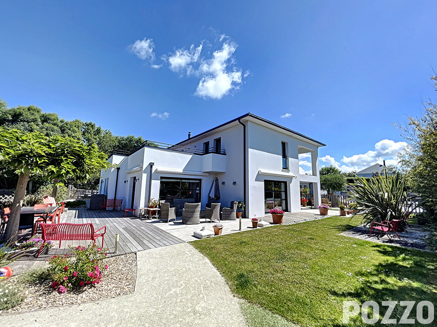 Agence immobilière de Agence Pozzo-immobilier - Pozzo immobilier Jullouville
