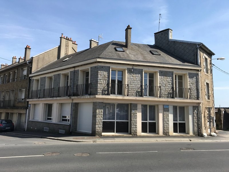 Photo Appartement F2 (45 m²) en location à VIRE image 4/5