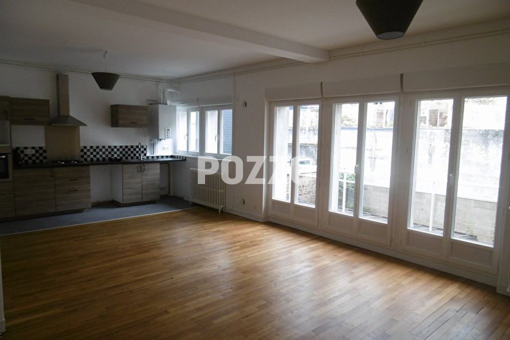 Location : appartement T5 (105 m²) à VIRE NORMANDIE