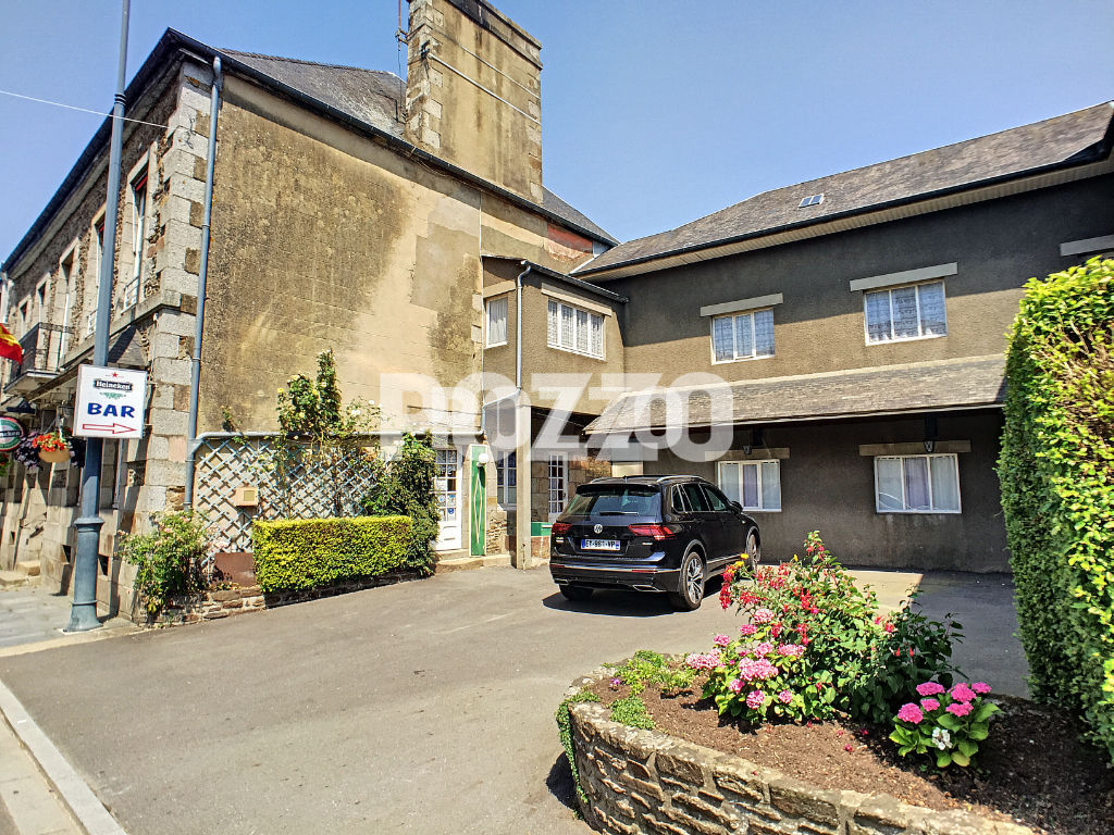 A VENDRE Immeuble à Saint James (50) 15 pièce(s) 310 m2 environ Saint