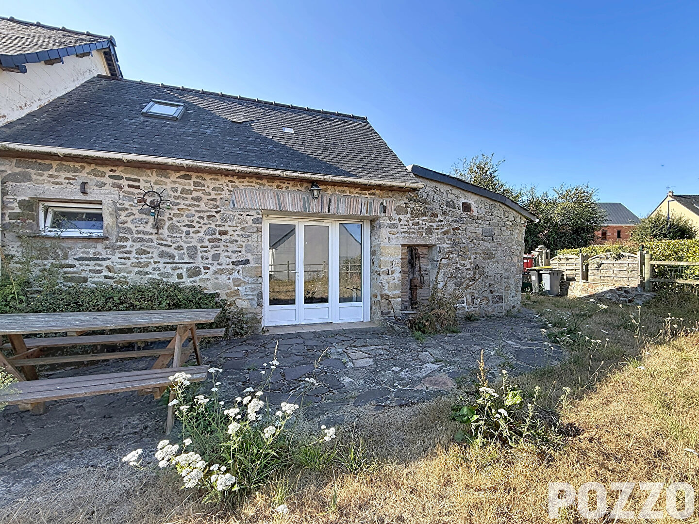 Agence immobilière de 
 Agence Pozzo-immobilier - Pozzo immobilier Barneville 
