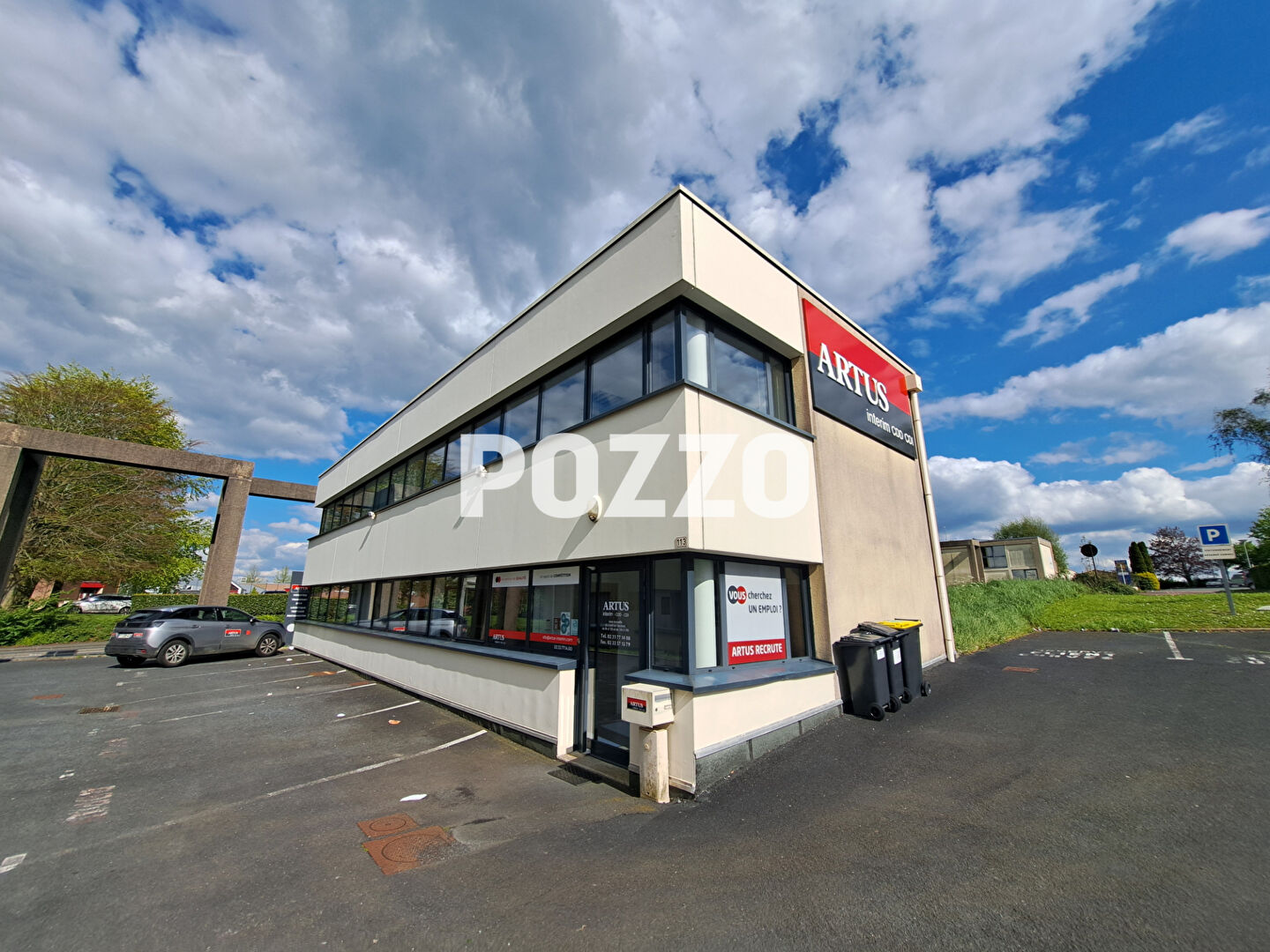 Photo À louer - local commercial de 114 m² à Saint-Lô image 2/6