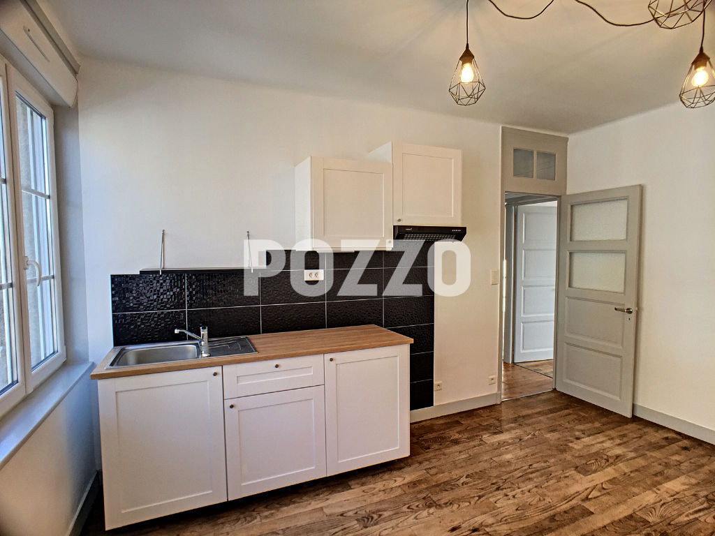 Agence immobilière de 
 Agence Pozzo-immobilier - Pozzo immobilier St Hilaire du Harcouët 

