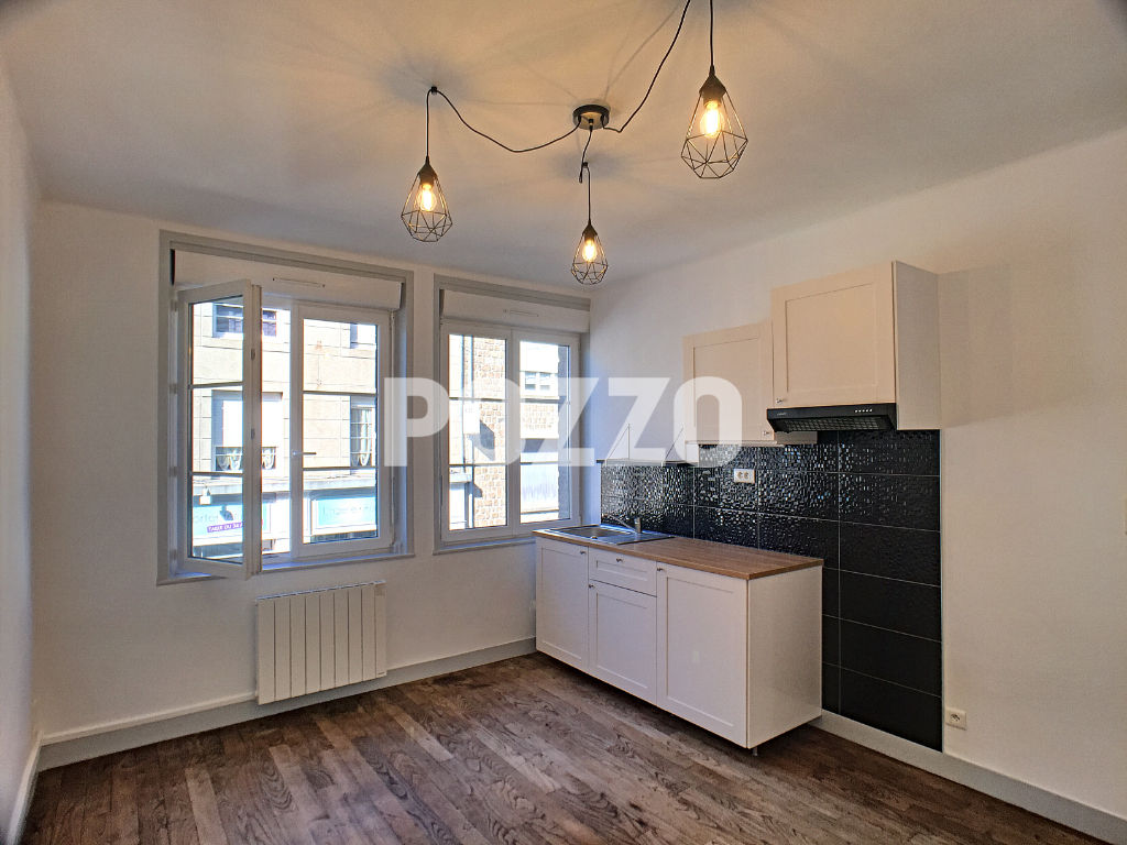Agence immobilière de 
 Agence Pozzo-immobilier - Pozzo immobilier St Hilaire du Harcouët 
