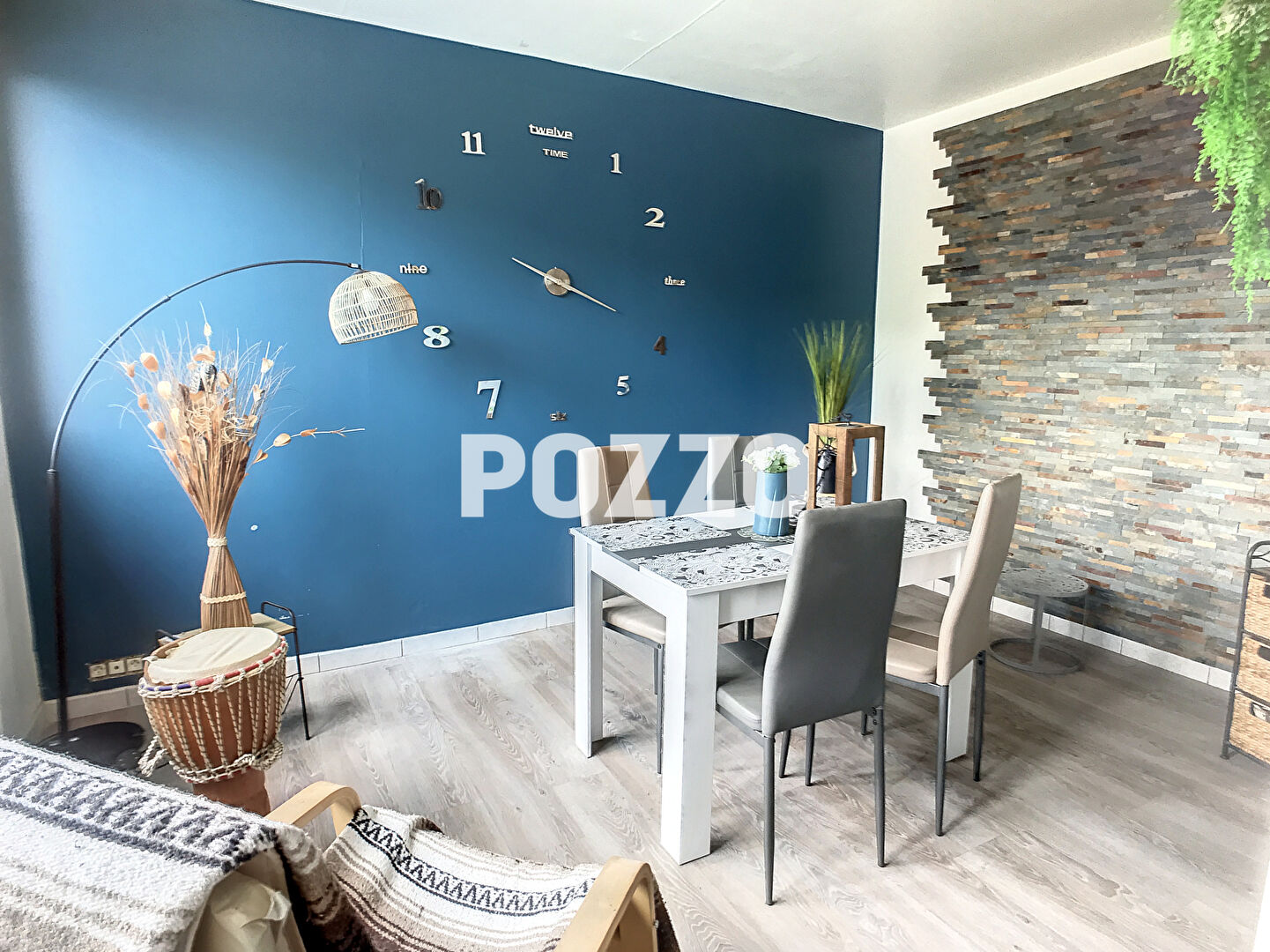 Photo A VENDRE, MAISON EN PIERRES DE 4 PIECES PRINCIPALES à VIRE NORMANDIE (14500) image 4/6