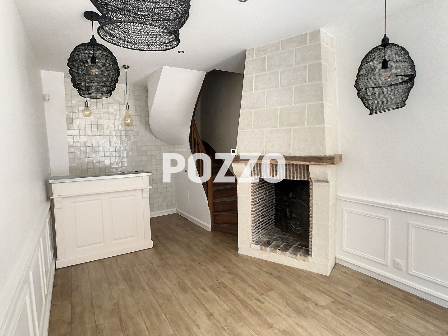 À LOUER LOCAL COMMERCIAL ou PROFESSIONNEL 56m² HONFLEUR (14600)