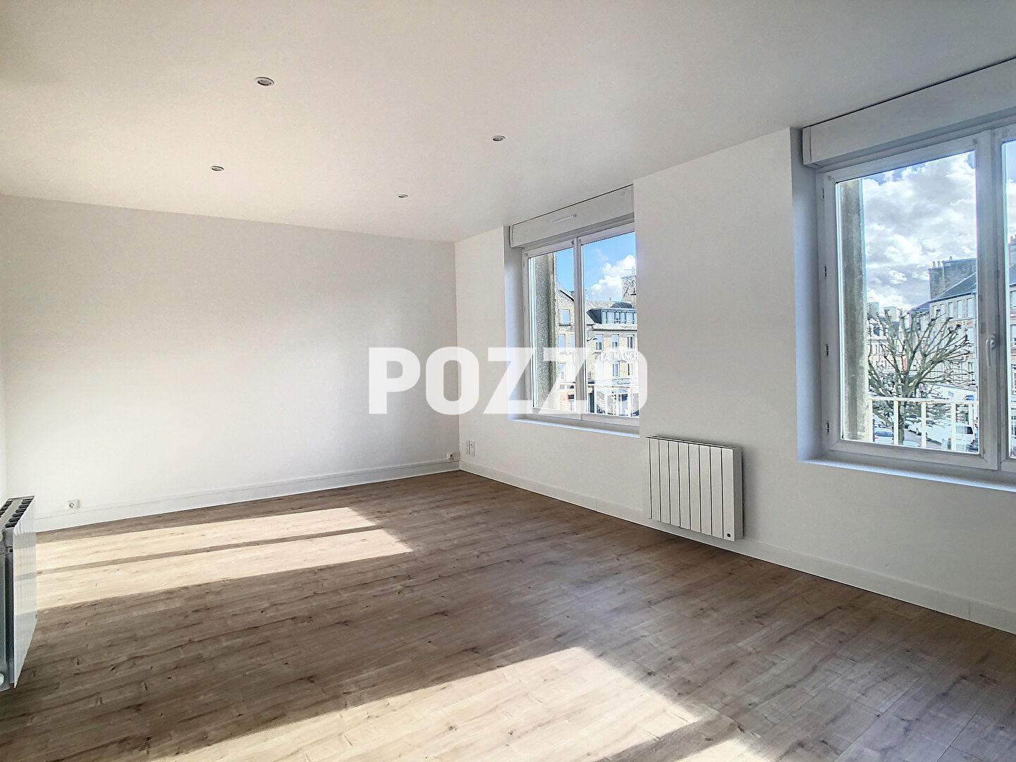 Photo Appartement RENOVE Saint Hilaire Du Harcouet 2 pièce(s) 44.16 m2 image 2/4