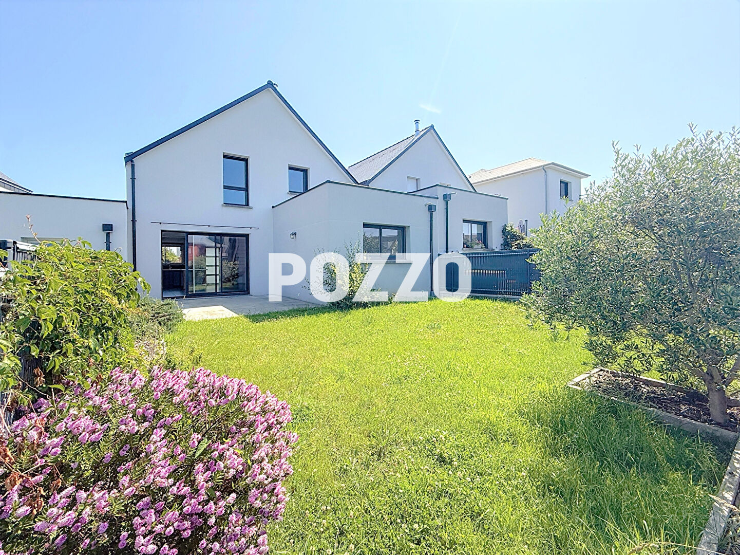 Photo Maison récente à vendre à Saint-Pair-sur-Mer, dans un cadre calme et proche du centre image 2/6