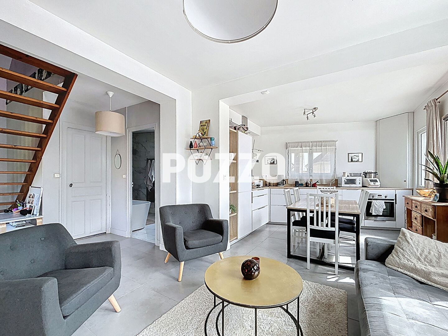 Agence immobilière de 
 Agence Pozzo-immobilier - Pozzo immobilier Barneville 
