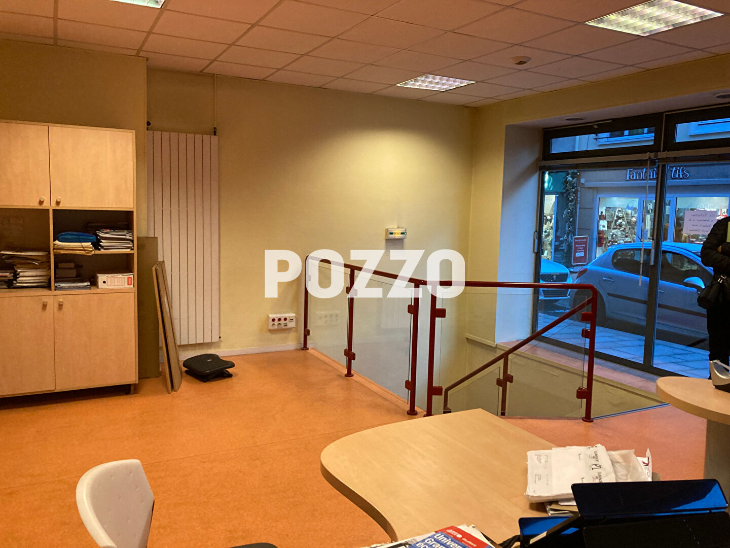 Photo Location local centre ville de VIRE 115M2 image 2/6