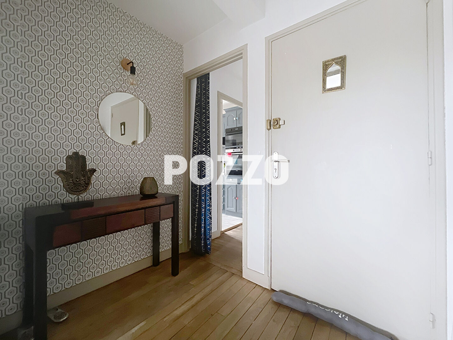 Photo A VENDRE, APPARTEMENT DE 5 PIECES PRINCIPALES  (98m²) AU COEUR DU CENTRE VILLE DE VIRE NORMANDIE (14) image 5/6