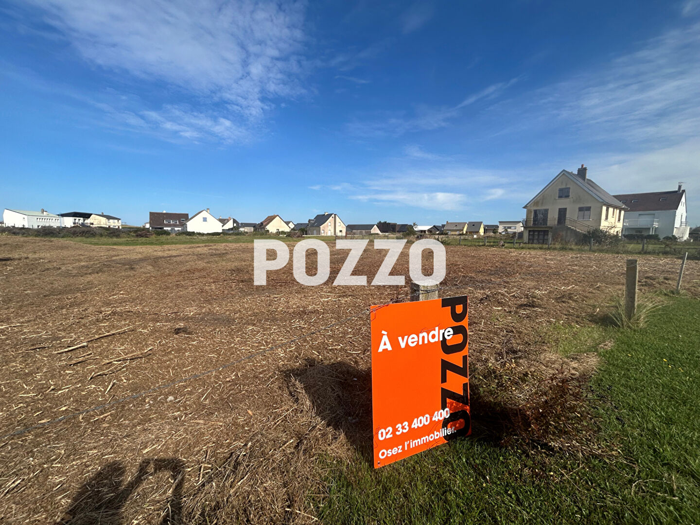 Terrain Bretteville Sur Ay 1678 m2  -  50 mètres de la mer et des dunes - Non viabilisé