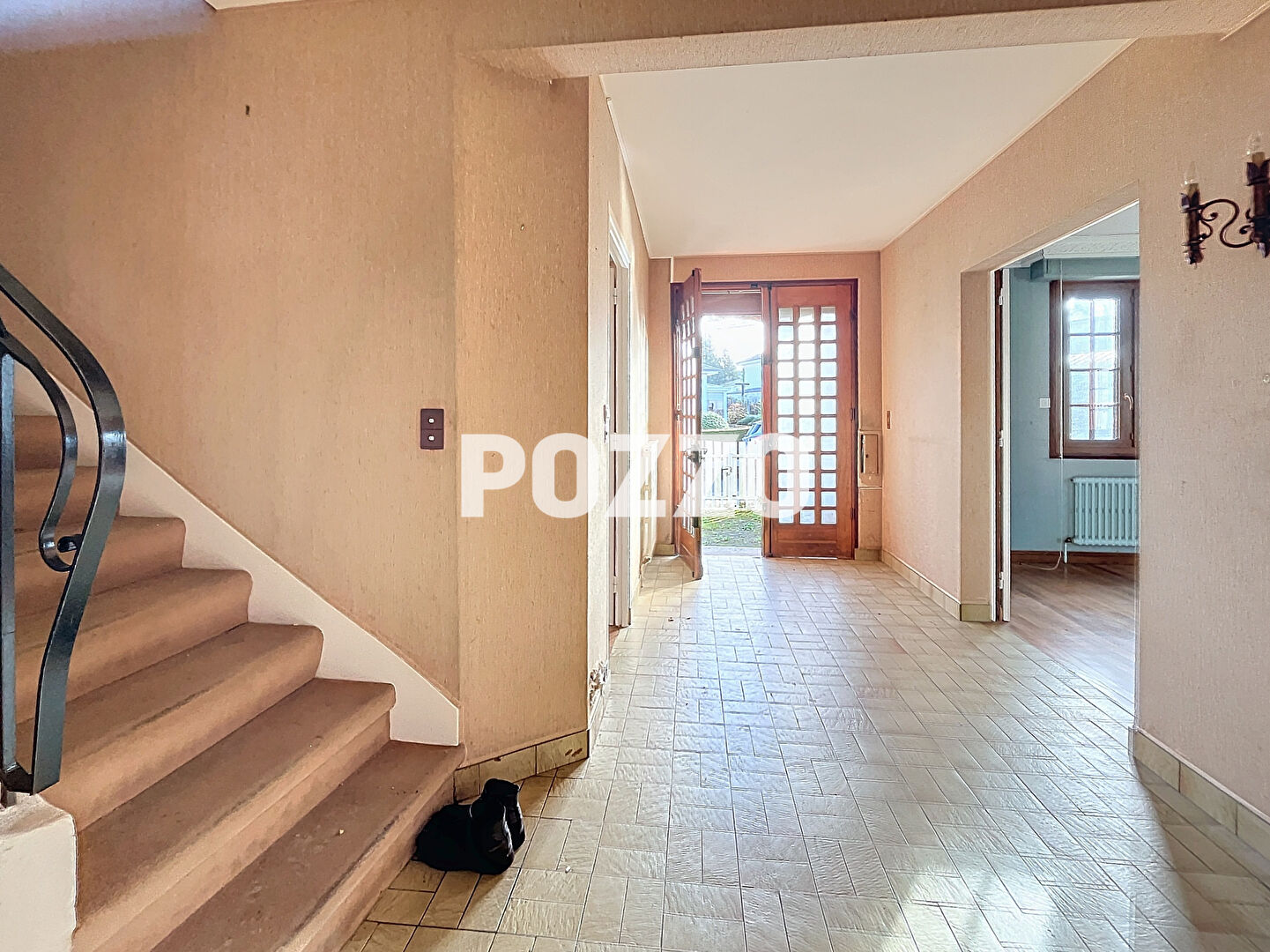 Photo A VENDRE MAISON SPACIEUSE DE 9 PIECES A VIRE NORMANDIE (14) image 5/6