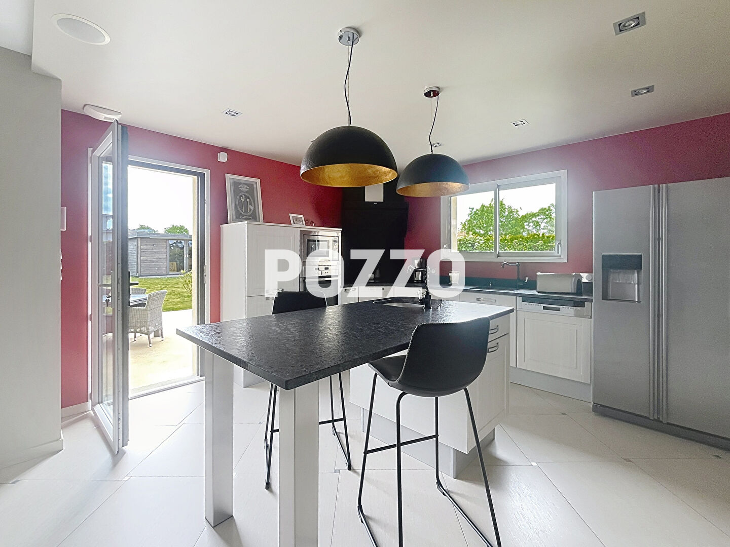 Photo maison prestations de qualités F7 (250 m²) et terrain 1400m² Plage et commerces à pied image 5/6