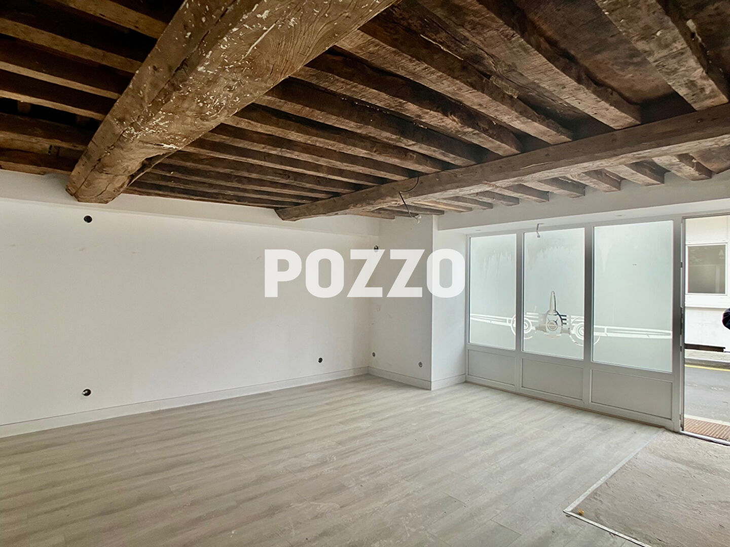 Photo A Louer Local Commercial - PORT EN BESSIN image 1/3