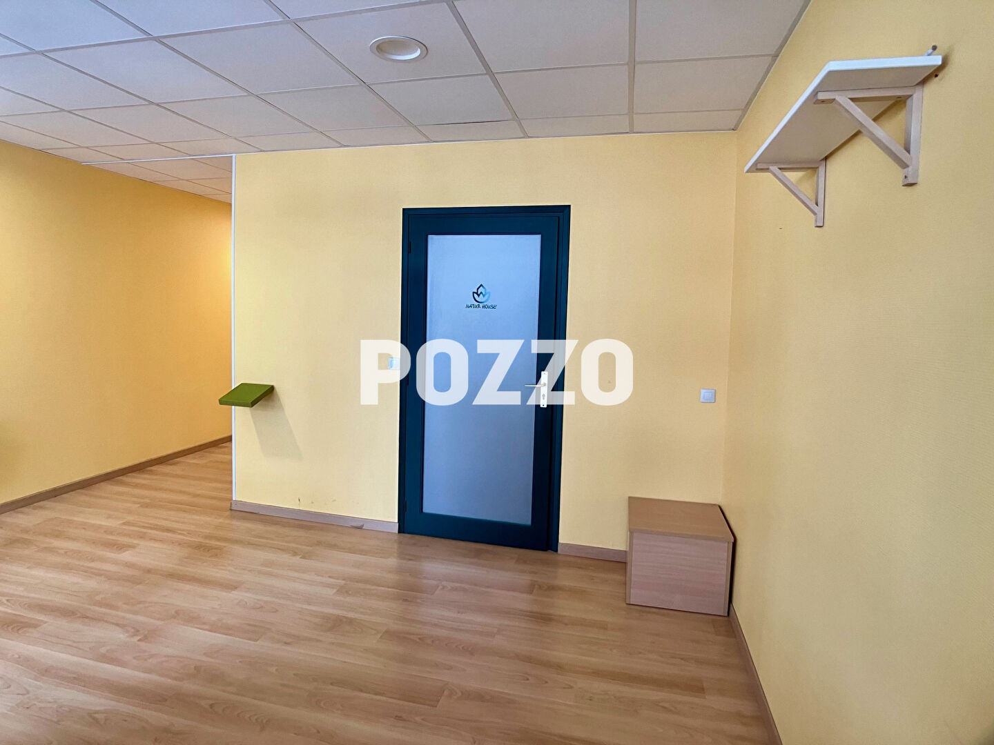 Photo A LOUER - Local professionnel  - A BAYEUX - image 4/6