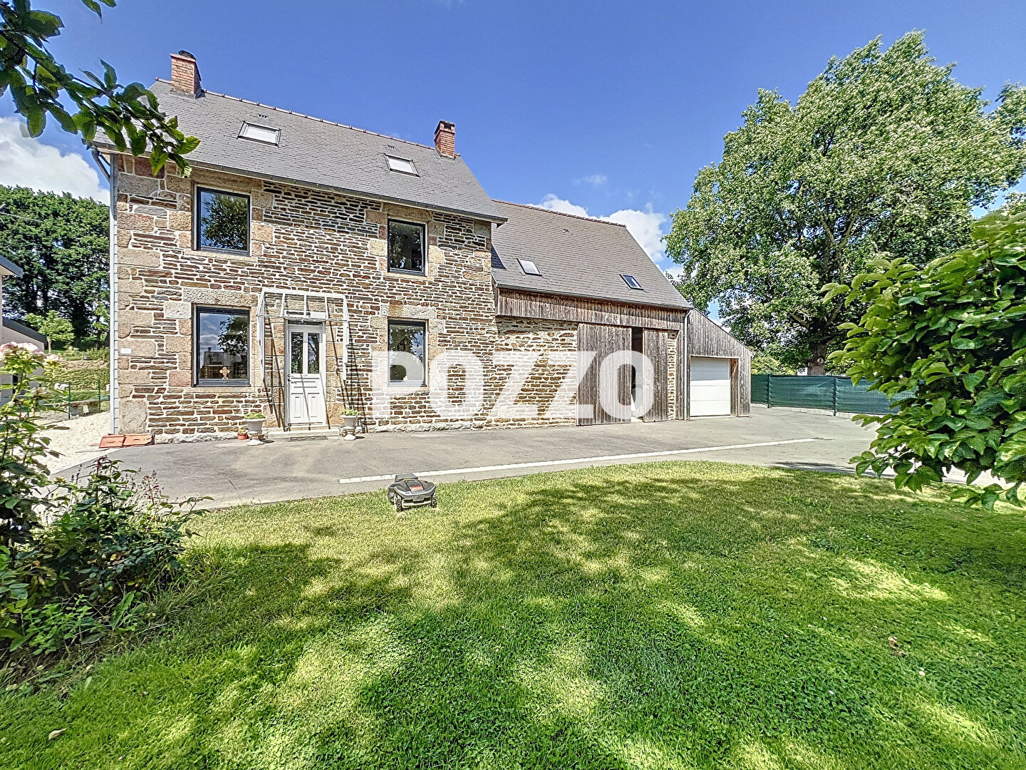 A VENDRE - Grandparigny - Maison 6 pièce(s) 126 m²