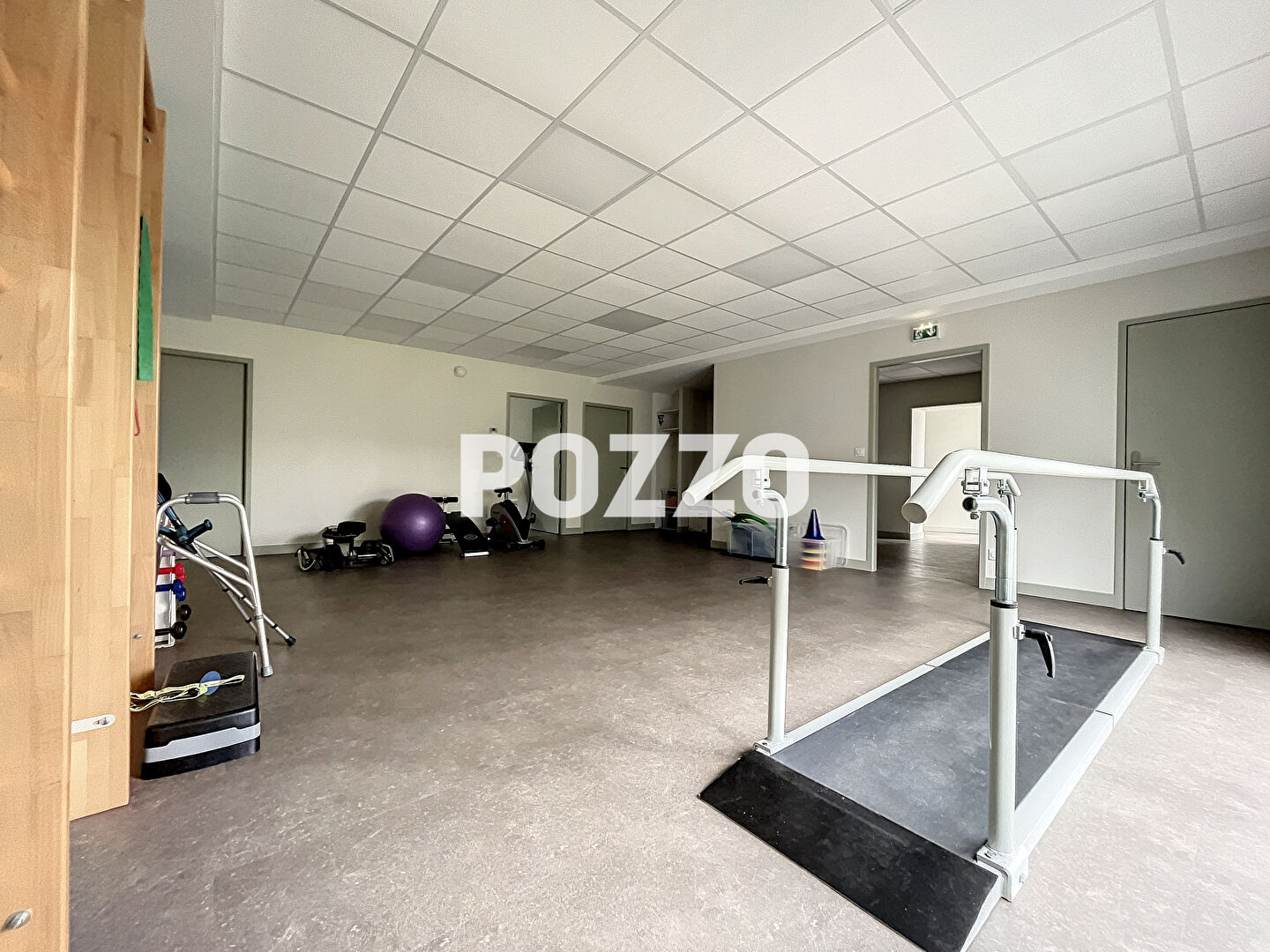 Photo À louer - bureaux de 80 m² à Fleury image 6/6