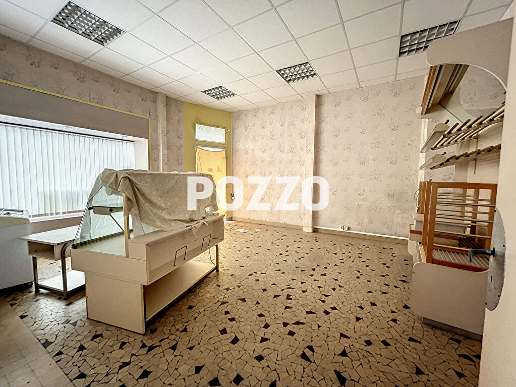 Photo A VENDRE LOCAL COMMERCIAL DE 100 M² A VIRE image 3/6