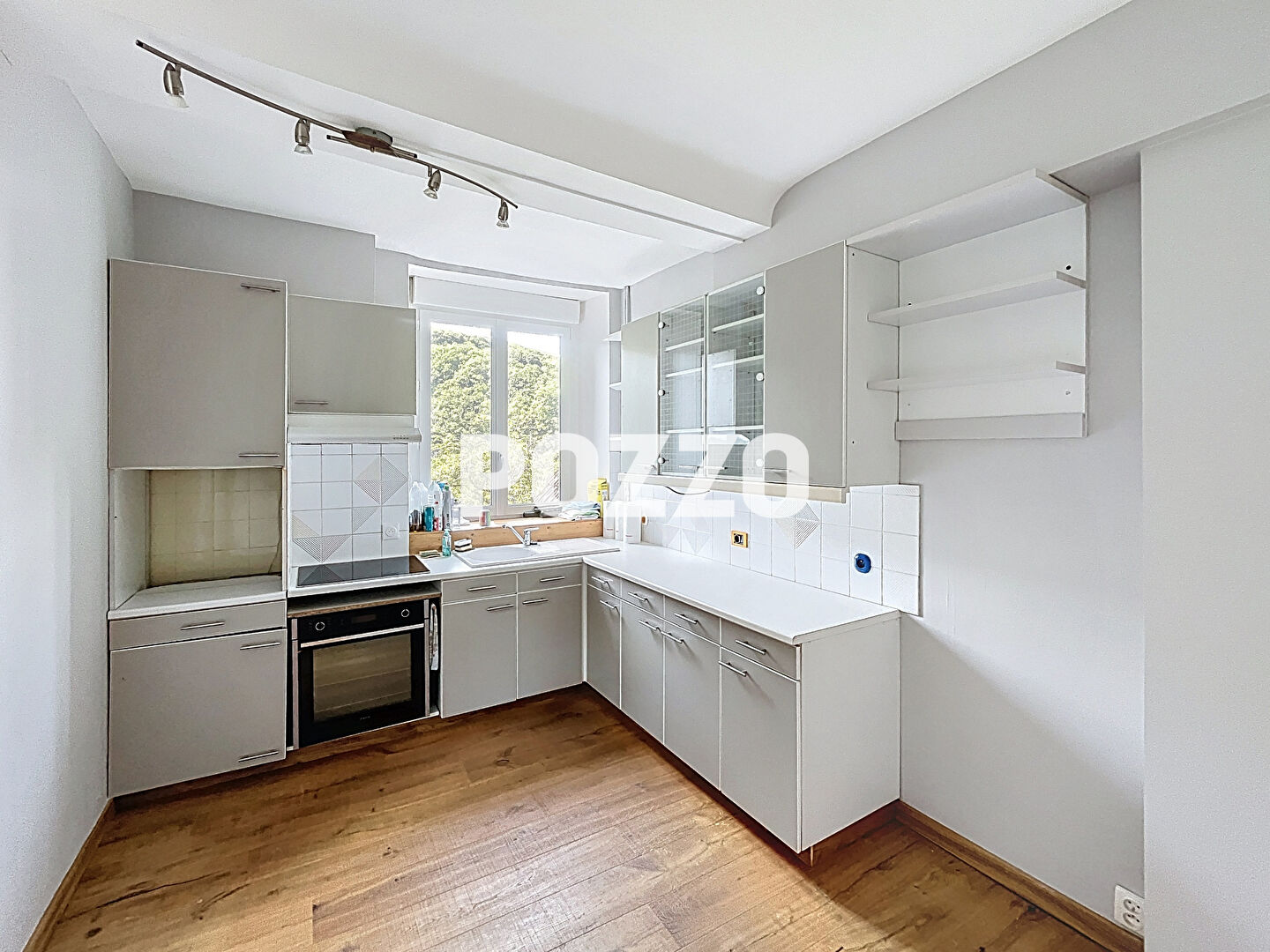 Photo A VENDRE MAISON RENOVEE  RECEMMENT DE 5 PIECES  et petite maison de 2 pièces A VIRE NORMANDIE (14) image 3/6