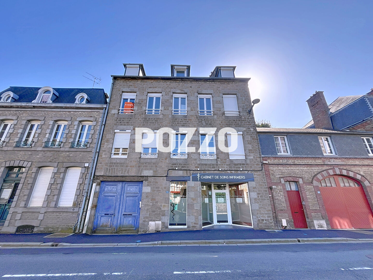 Photo A VENDRE APPARTEMENT DE 4 PIECES (86 m²) A VIRE NORMANDIE (14) image 2/6