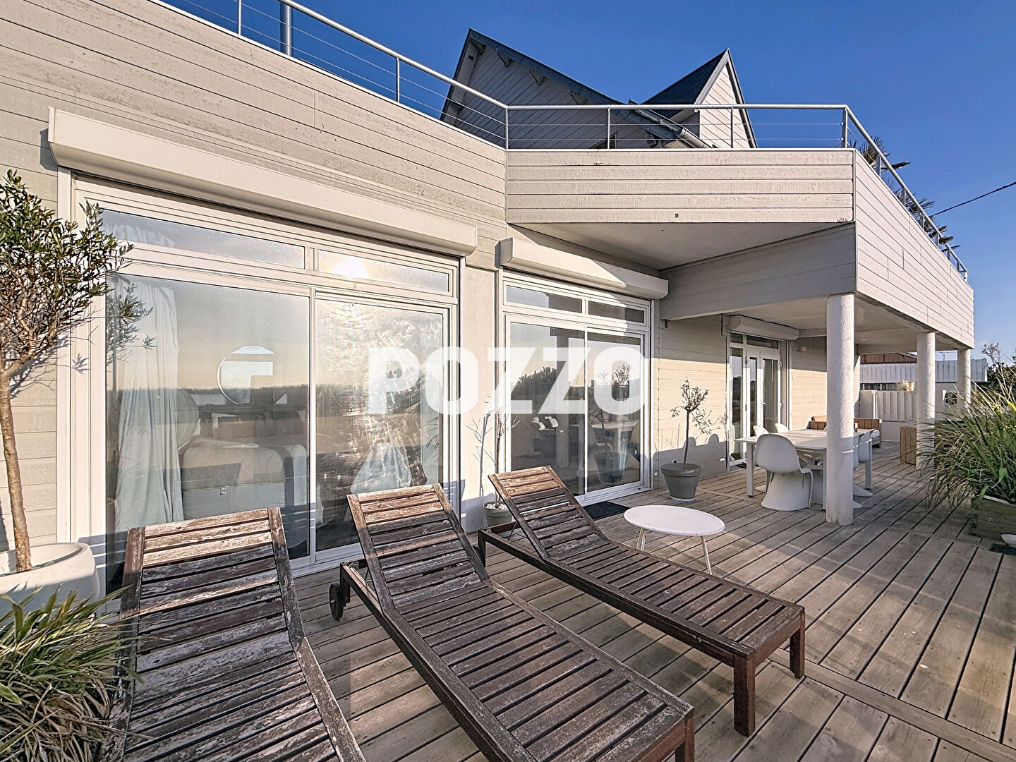 Photo SAINT PAIR SUR MER : appartement F4 (95 m²) à vendre petite vue de mer image 1/6