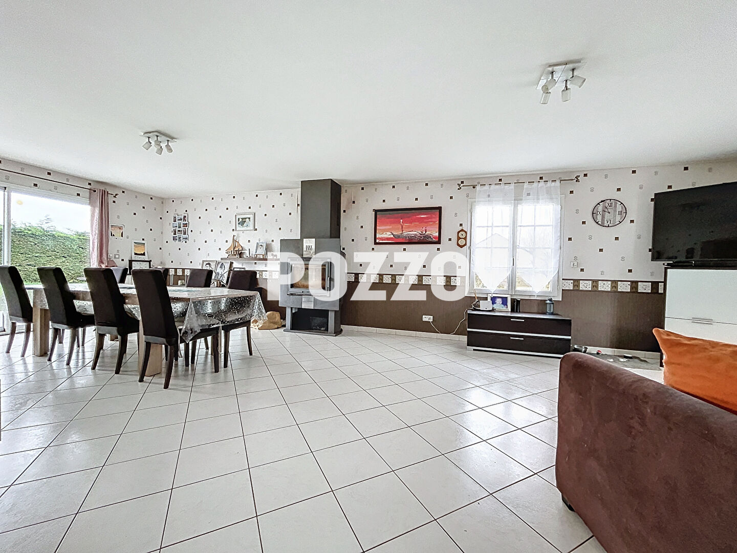 Photo VENTE d'une maison F6 (149 m²) à FIERVILLE LES MINES - vie de plain pied - 3 garages image 3/6