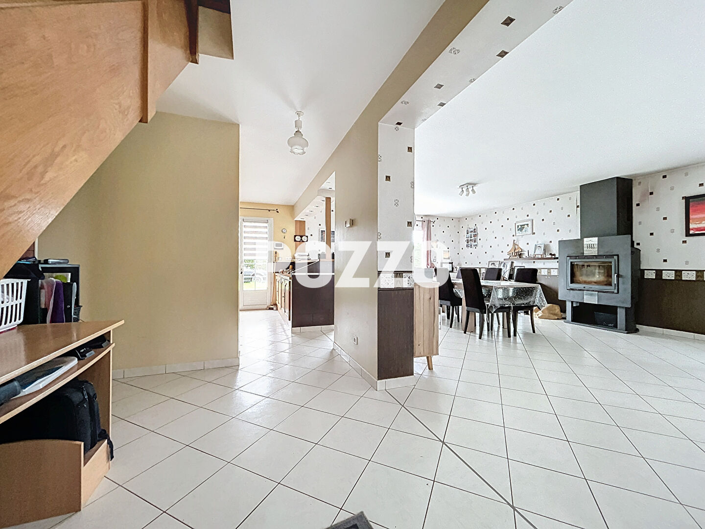 Photo VENTE d'une maison F6 (149 m²) à FIERVILLE LES MINES - vie de plain pied - 3 garages image 4/6