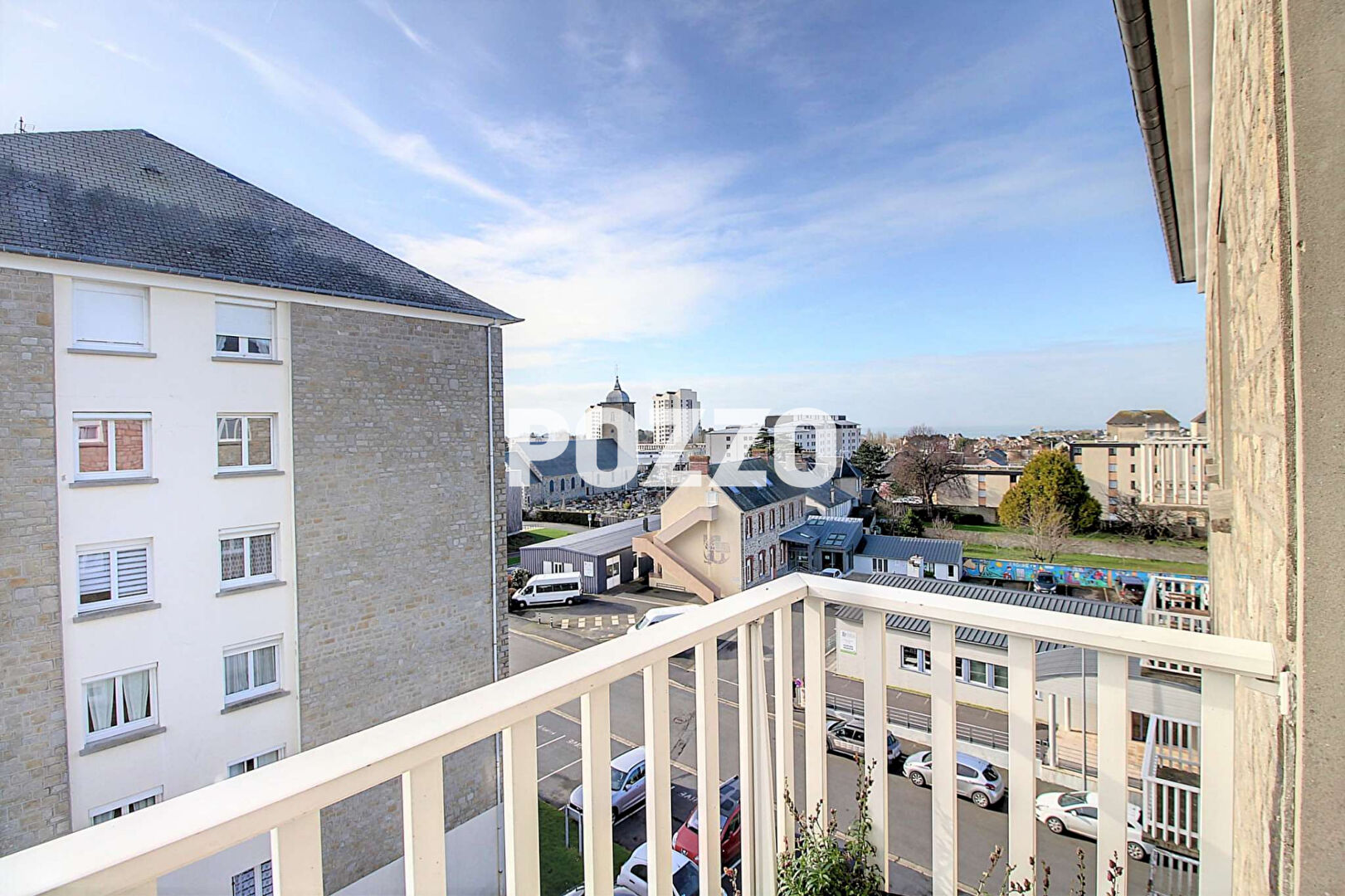 Photo Appartement T2 à vendre à Granville, idéalement situé à proximité des commerces et écoles image 3/6